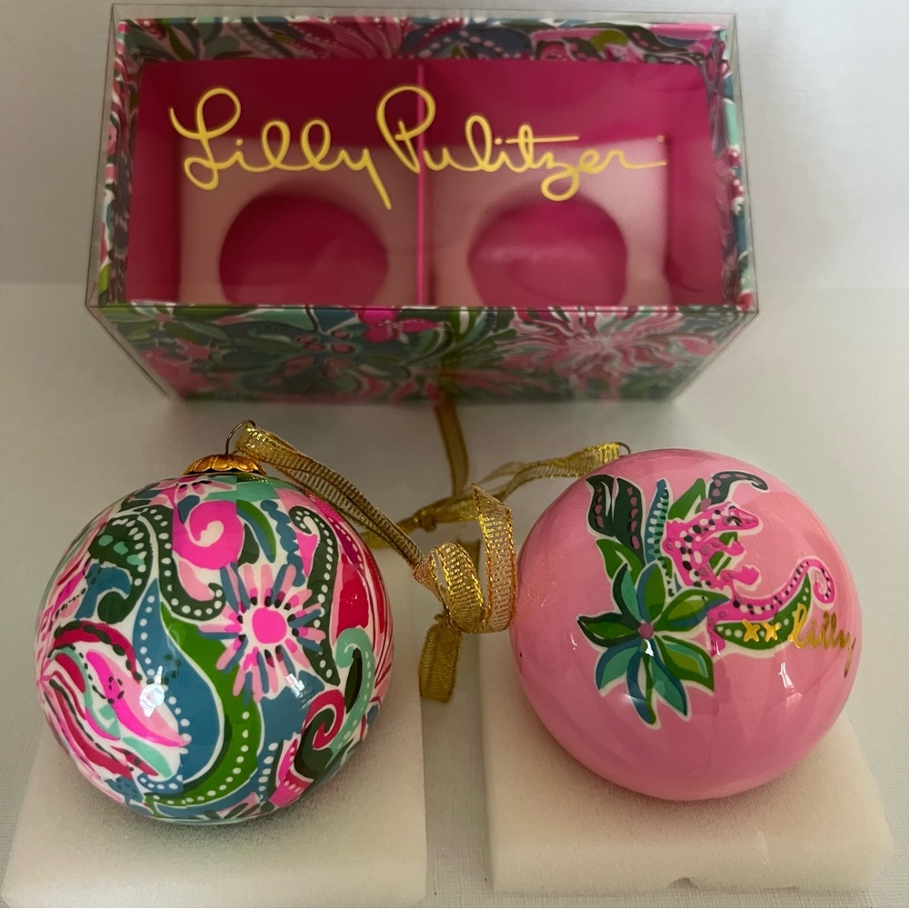 Lilly Pulitzer Ornament Set - New, never used